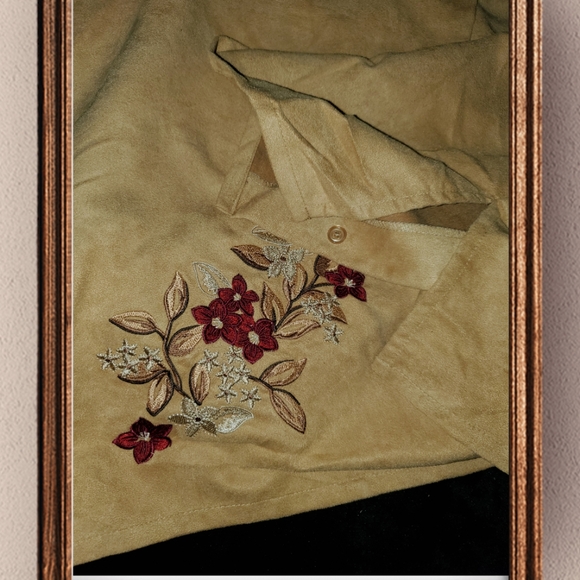 Suede Fashion classics button-up floral stitching - Picture 10 of 12